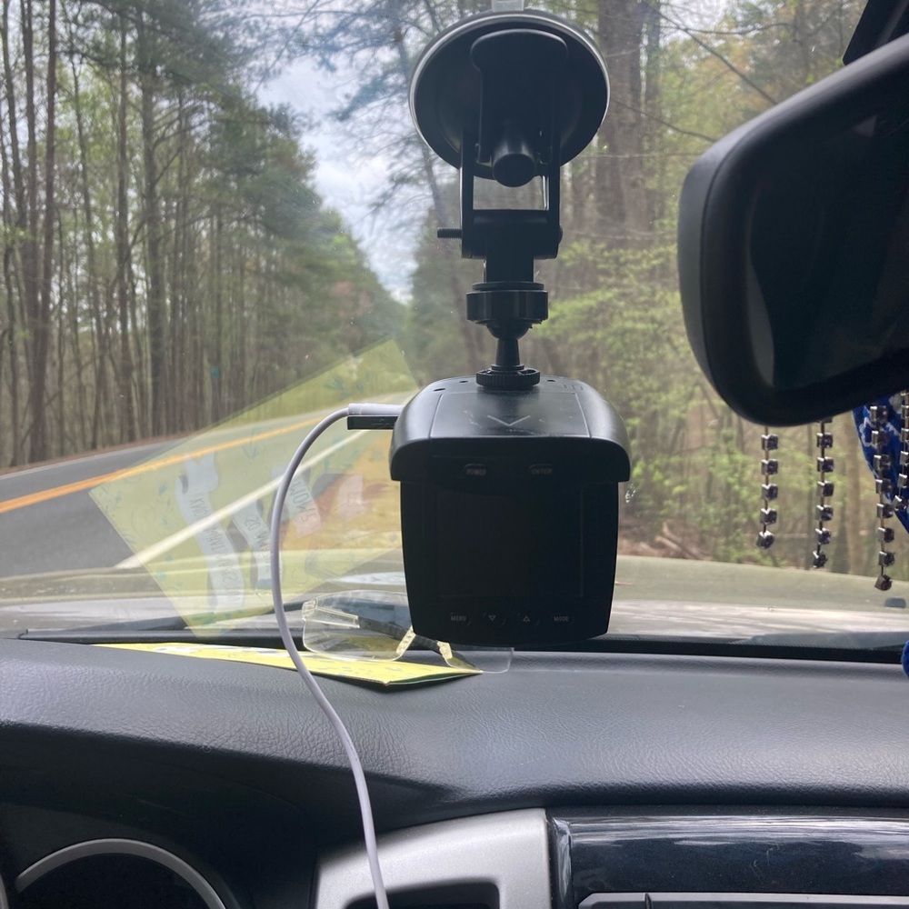 Front dash camera - Picture 2 of 4
